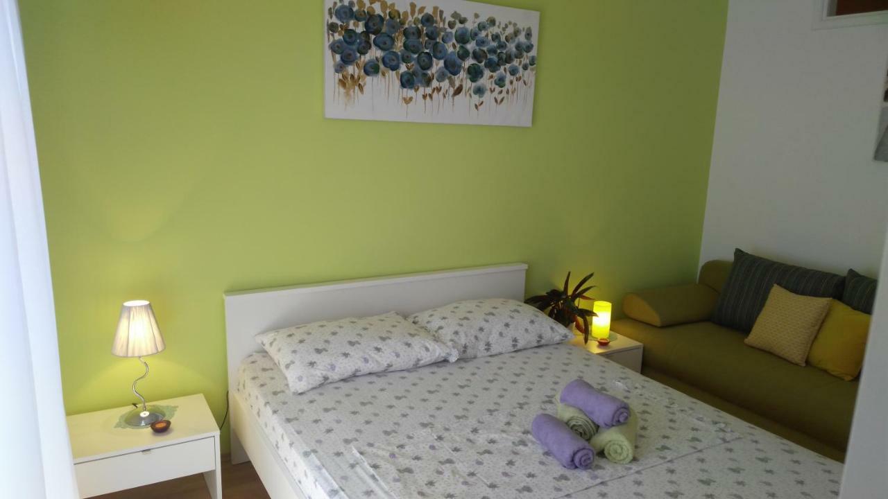 Apartments Zunic Трогір Екстер'єр фото
