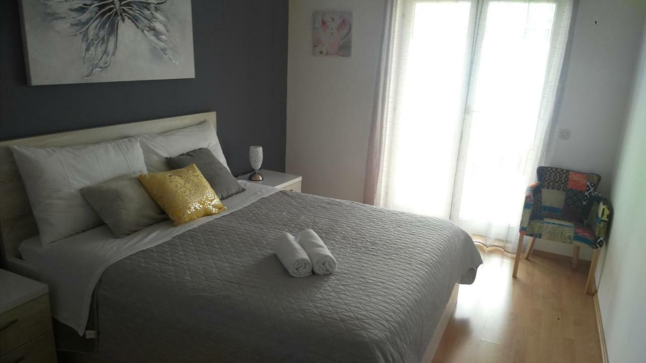 Apartments Zunic Трогір Екстер'єр фото