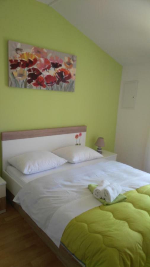 Apartments Zunic Трогір Екстер'єр фото