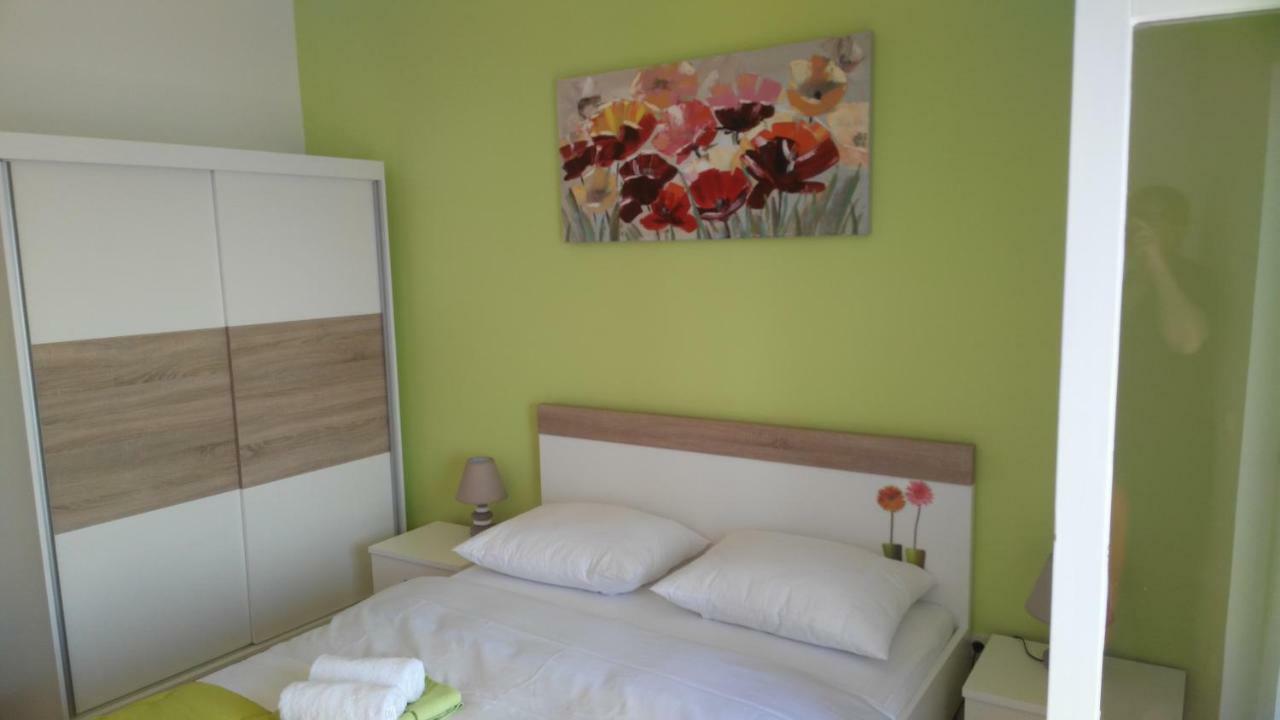 Apartments Zunic Трогір Екстер'єр фото